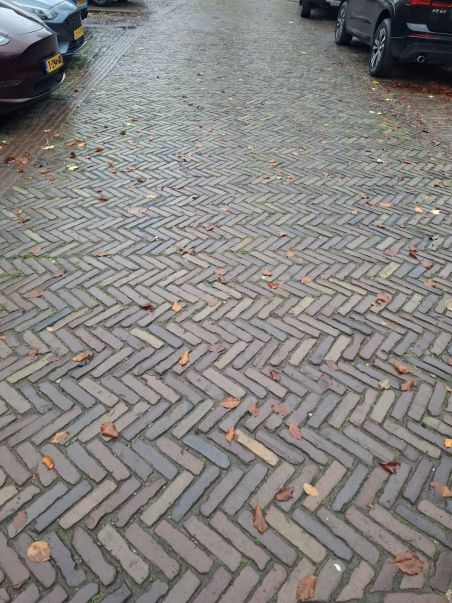 Oude waaltjes donker uit de binnenstad van Den Haag!