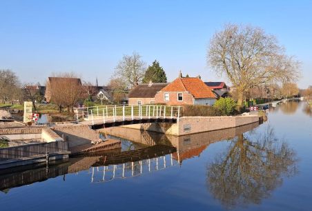 Zeer grote partij gevelstenen kopen? Hetmonumentendepot.nl