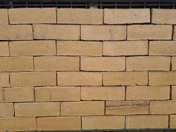 Old look dikformaat donkerbrons op pallets 8.5 cm hoogte a € 33,- per m2